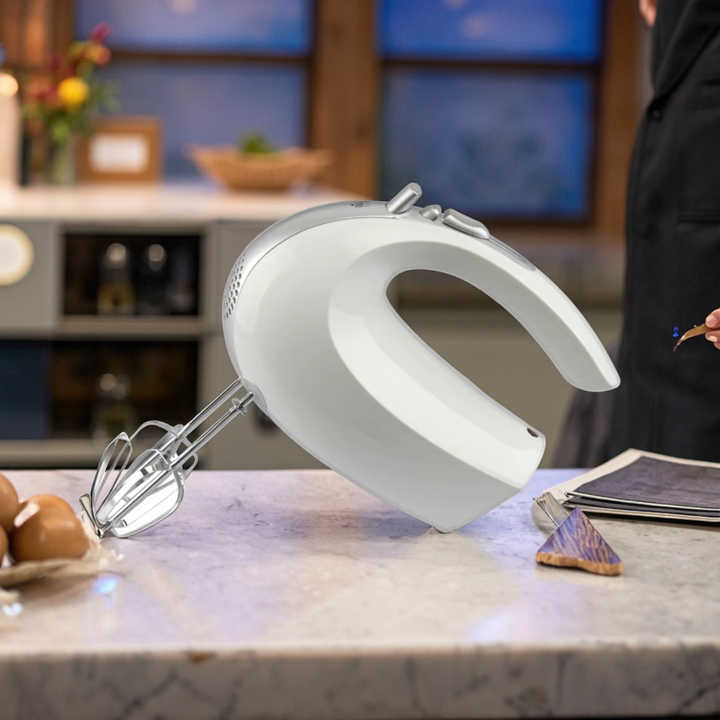 electric hand mixer for the kitchen