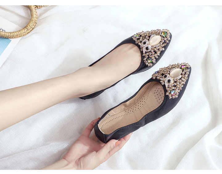 Women's shoes