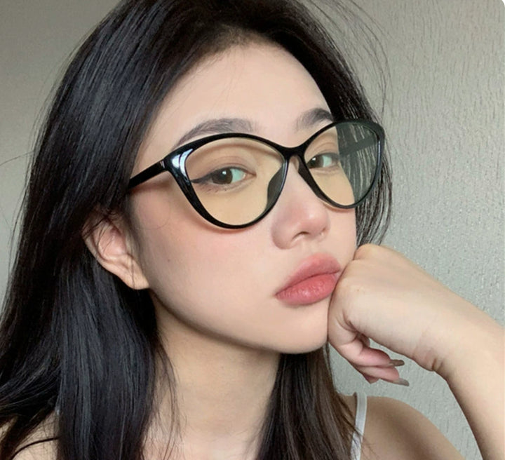 نظارات شمسيه نسائيه