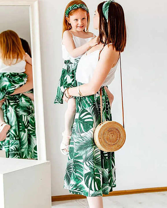 مجموعات ملابس عائلية - الأم والبنت