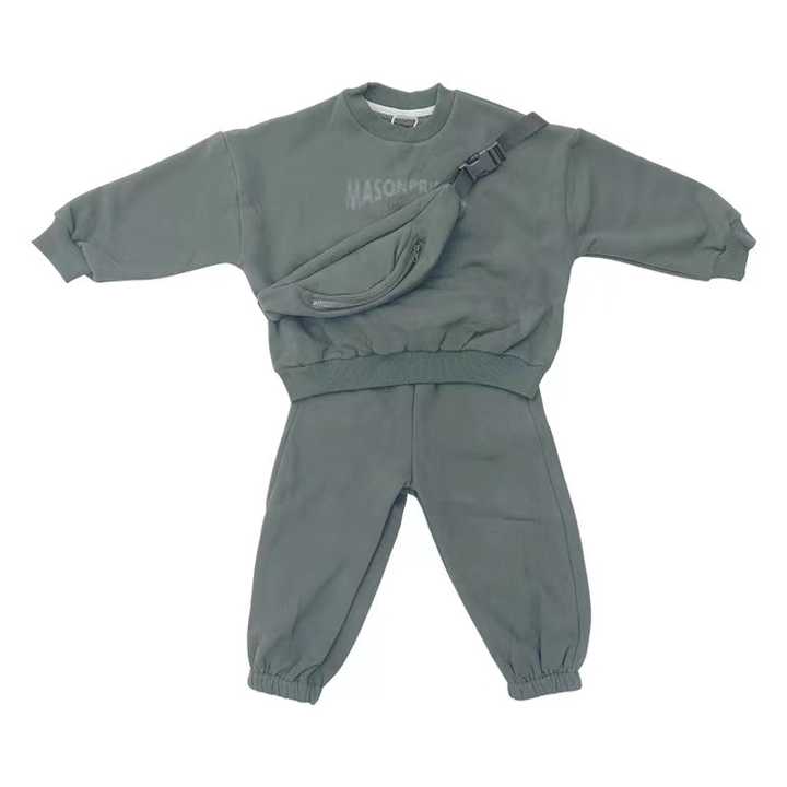 اطقم رياضيه  ملابس لينة رياضية