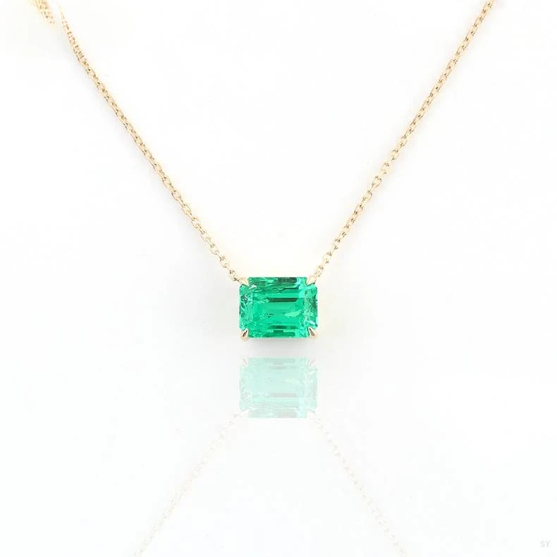 قلادة سوليتير من الذهب-Gold solitaire necklace