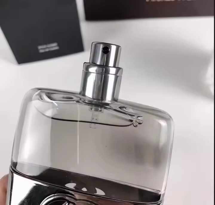 عطر جيلتي - رجاليه