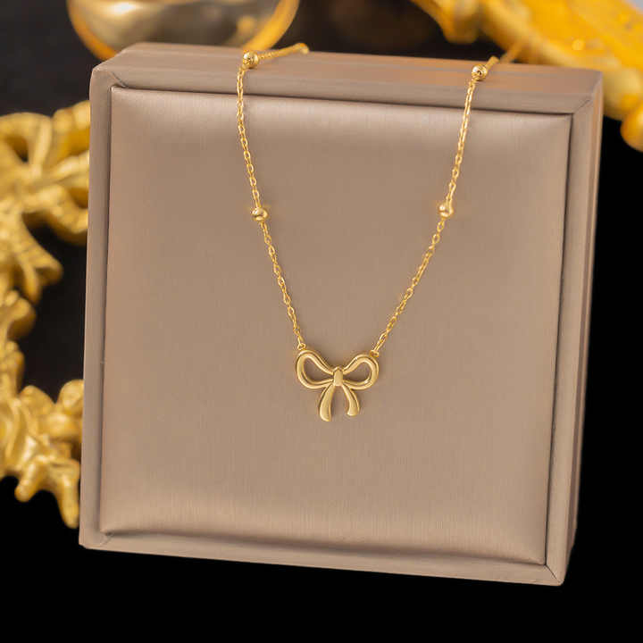 luxury necklaces