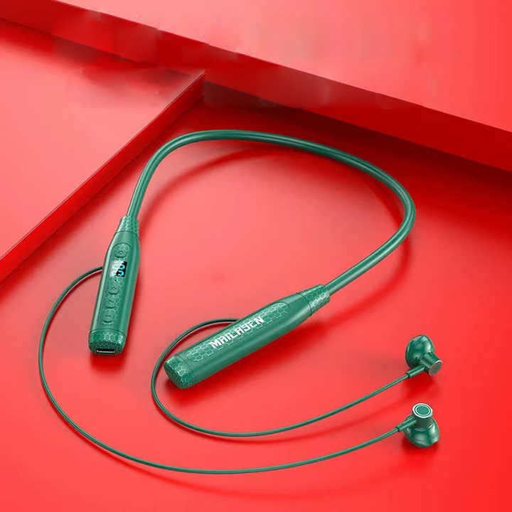 headphones . سماعات