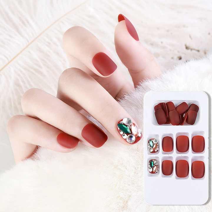 False Nail Supplies Custom -مستلزمات الأظافر