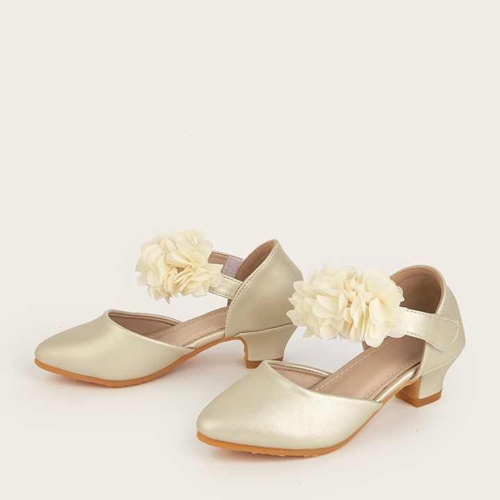 Flower-shaped girls' heels