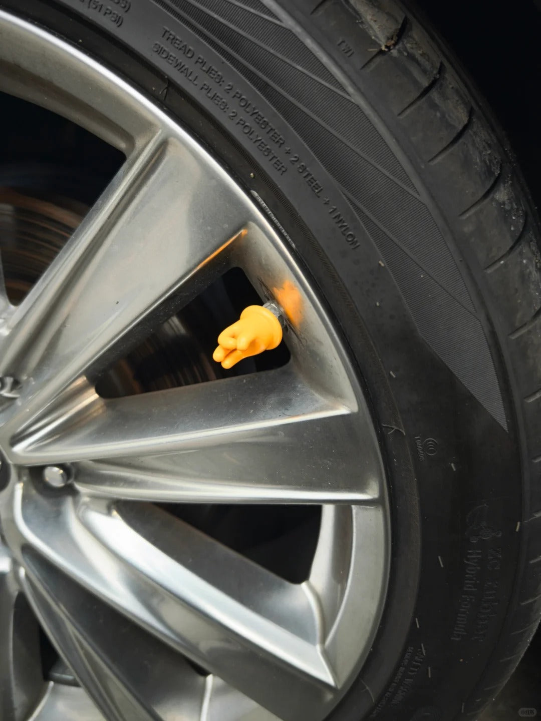 غطاء إطار سيارة خارجي