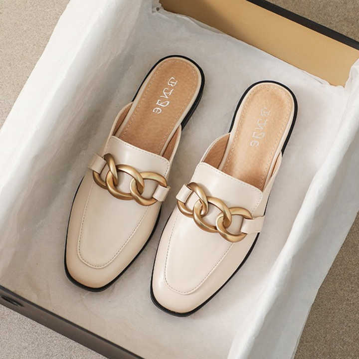 Women's shoes