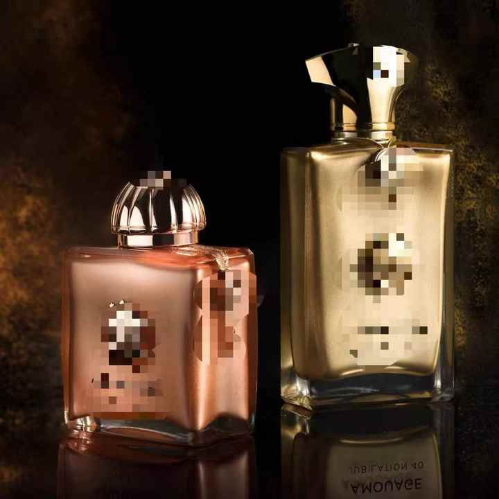 عطر رجالي وردي - نسائي
