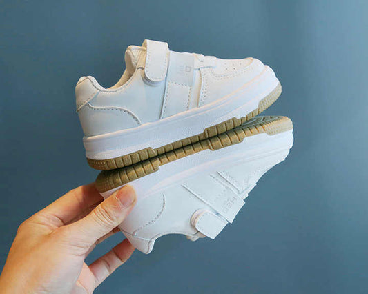 حذاء رياضي اولاد