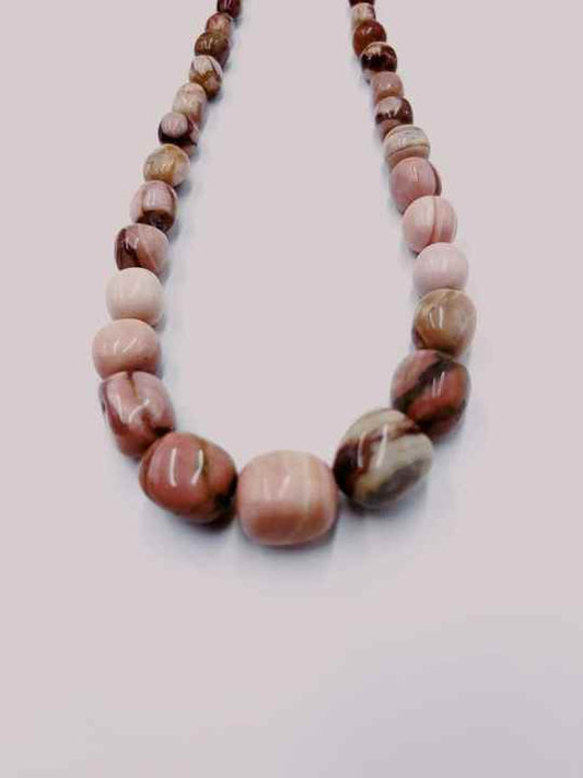 قلادات نسائيه