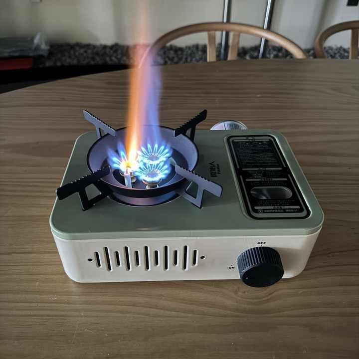Mini portable gas stove for camping and outdoor picnics. Wholesale custom mini portable gas stove for