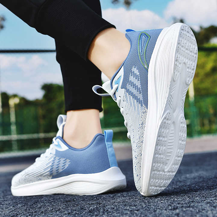 Men's sneakers