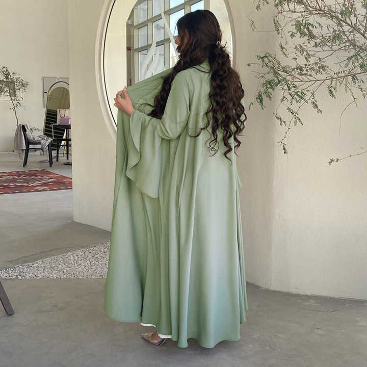 عباية ملونة واسعة