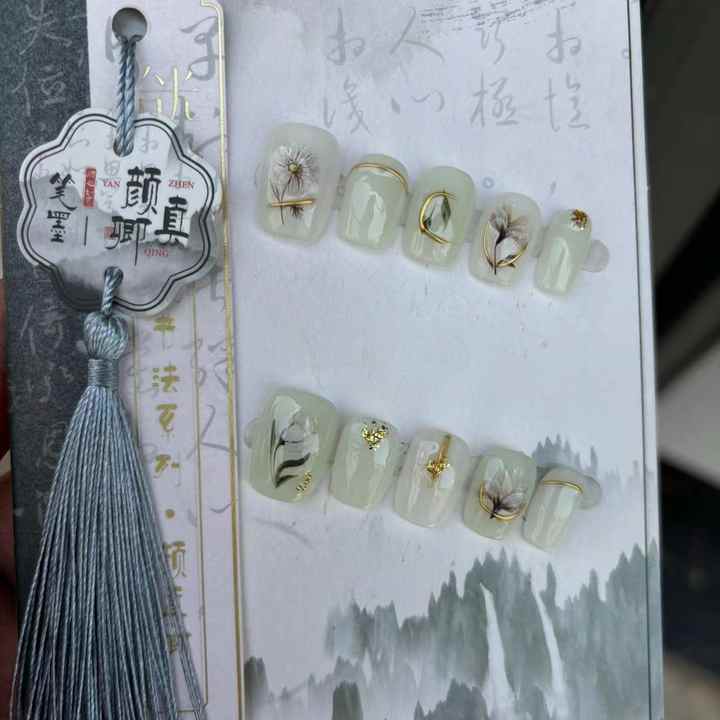 Guofeng Artificial -أظافر صناعية