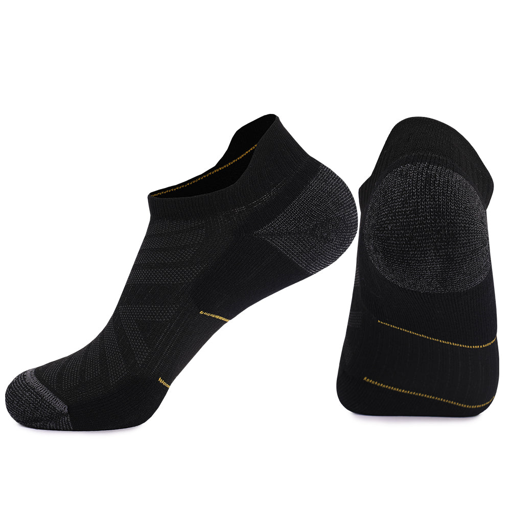 جوارب ركض خفيفة للغاية