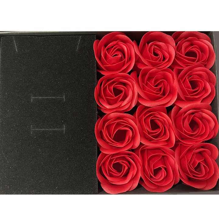 . Wholesale price, Valentine's Day gift, decorative rose . سعر الجملة ، هدية عيد الحب ، زهور الورد الزخرفيه