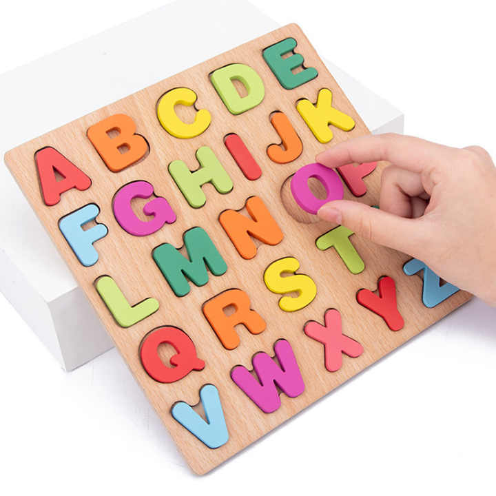 لوح خشبي للأطفال أحرف وأرقام أحرفية . Wooden Board for Kids Letters and Numbers
