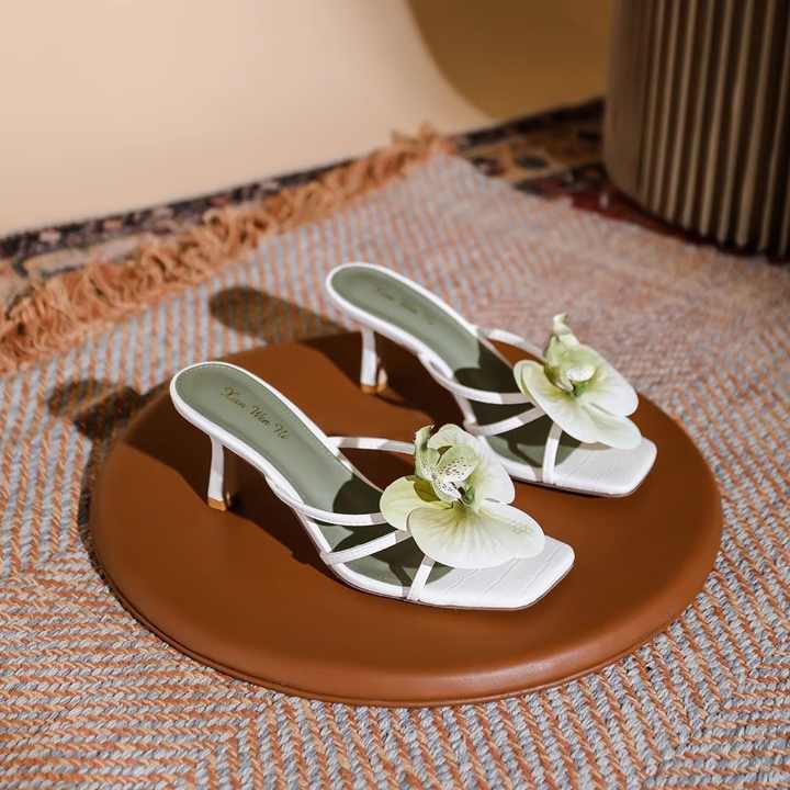 Women's summer heels