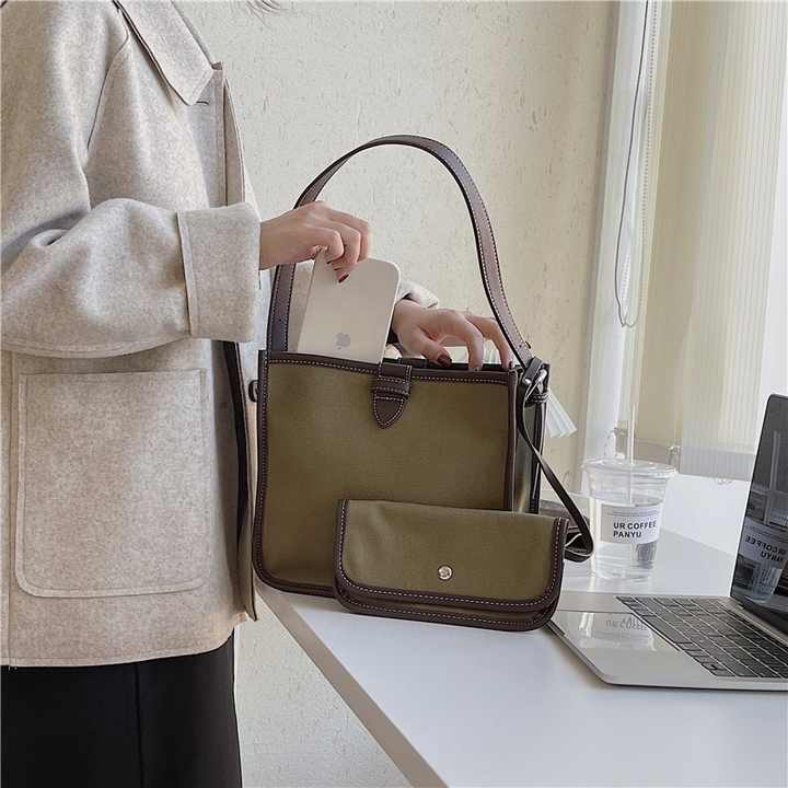 Bags and fun,حقائب و امتعه