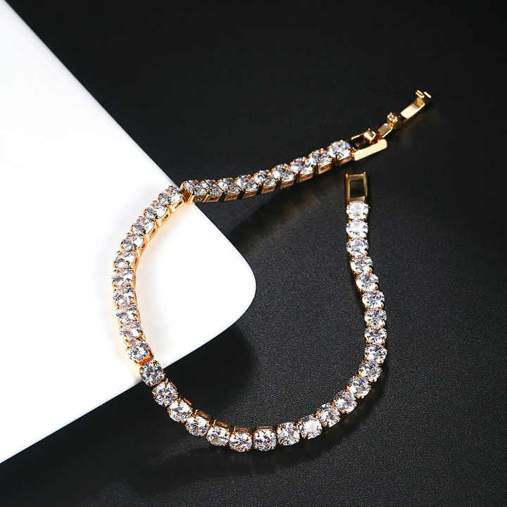 Women's copper alloy bracelet