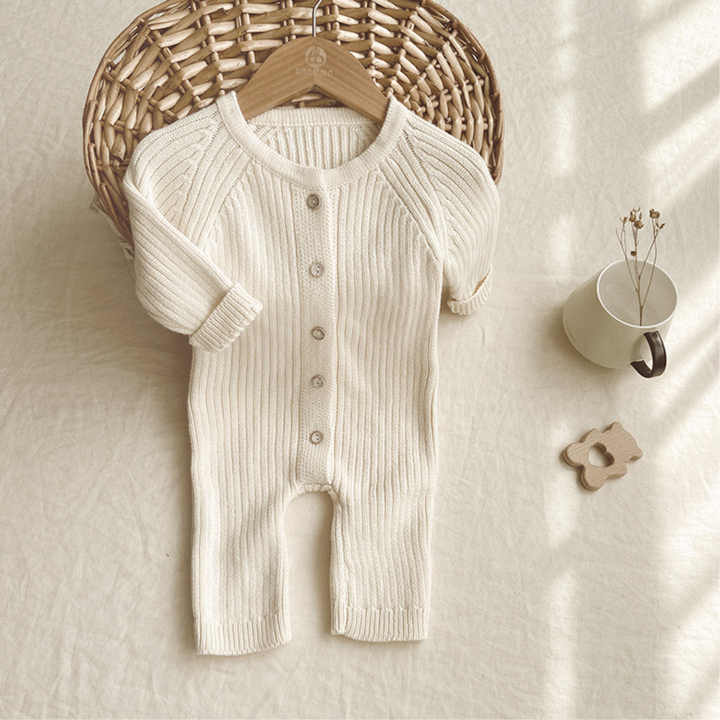 Children's clothing for springملابس أطفال لفصل الربيع