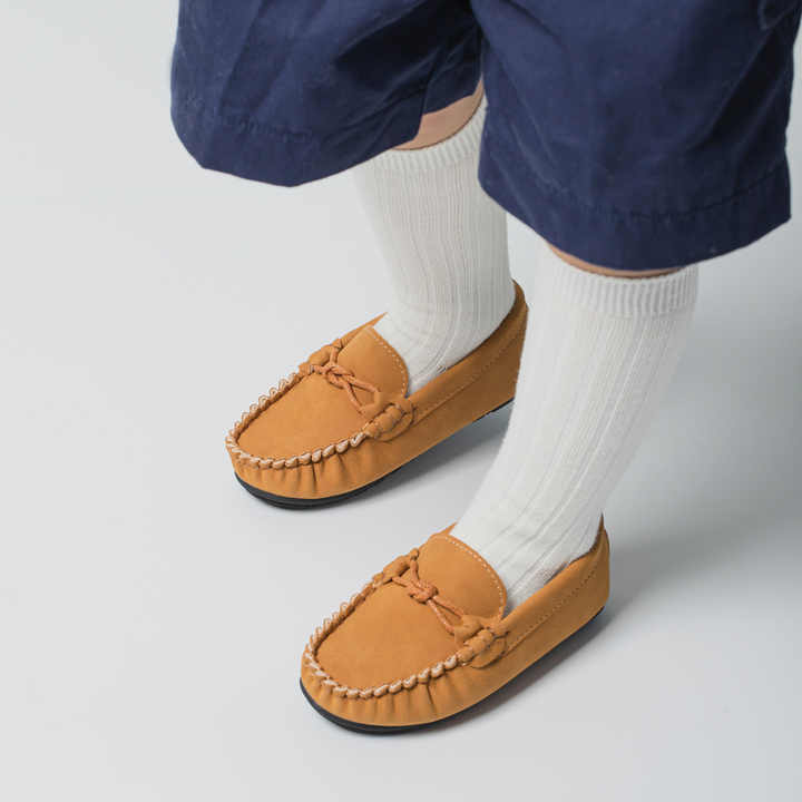 New spring and autumn shoes for boys