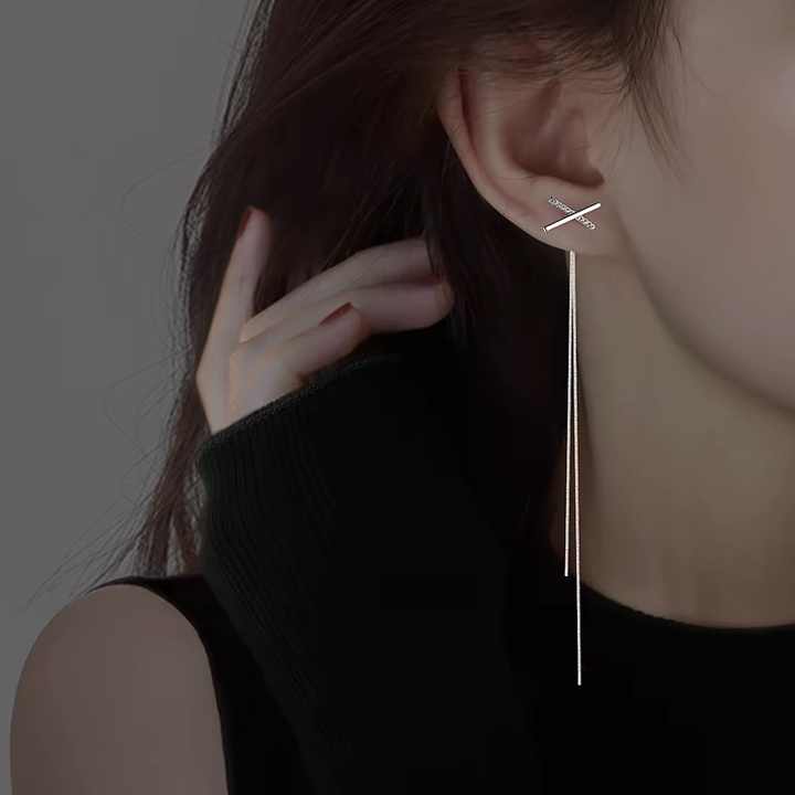 -طويلة من الفضة اقراط