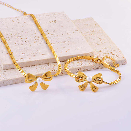 قلادات نسائيه