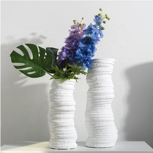 مزهرية سيراميك بيضاء حديثة لحفلات الزفاف