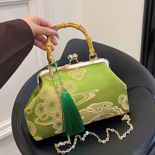 حقائب يد وحقائب كروس بودي نسائية من ماركات شهيرة