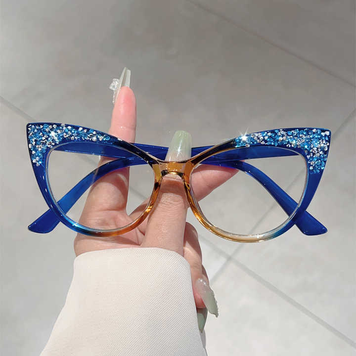 نظارات طبيه نسائيه