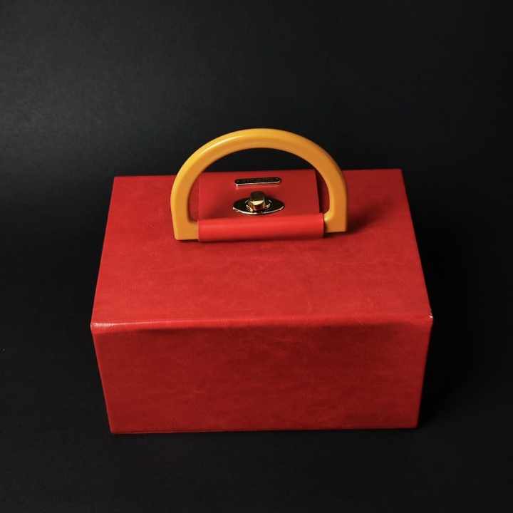 Elegant Red Leather Storage Box with-صندوق تخزين أنيق من الجلد الأحمر