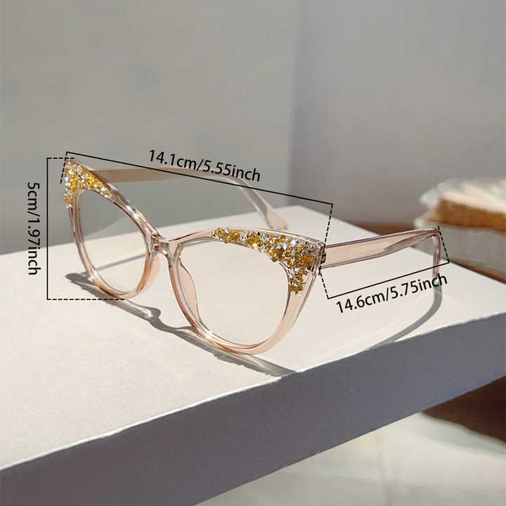 نظارات طبيه نسائيه