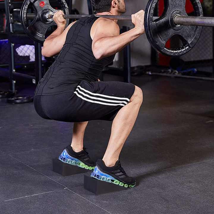 ادوات رياضه , Sports equipment