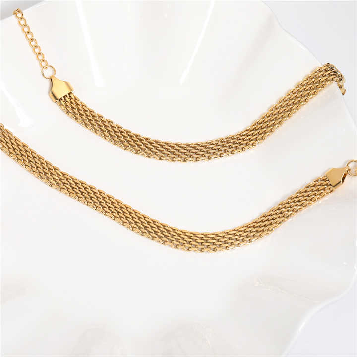 Women's necklace