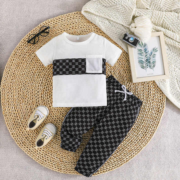 مجموعة ملابس للأطفال والأولاد من عمر 6 أشهر . Baby Boys Clothes Set 6 Months to 2 Years Old Short
