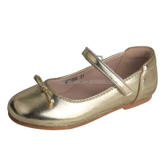 أحذية مسطحة