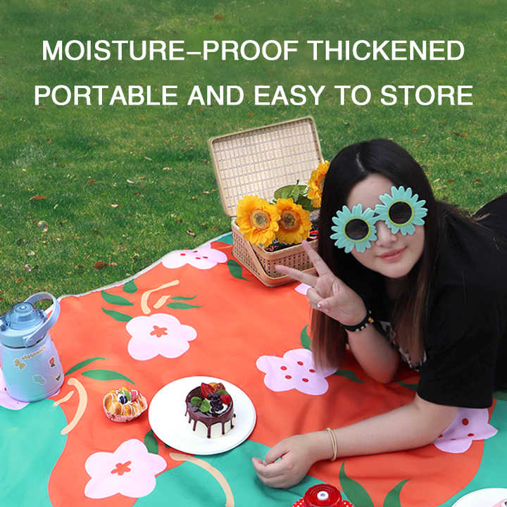 حقيبة شاطئ صغيرة