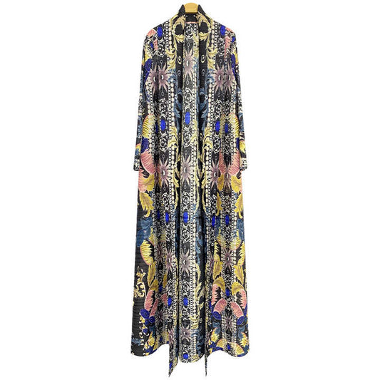 عبايات ملونه