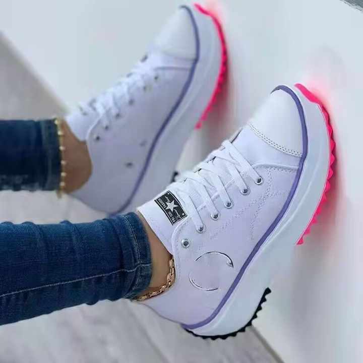أحذيه رياضيه بنات