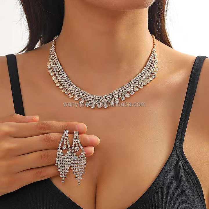 necklace set طقم قلادة