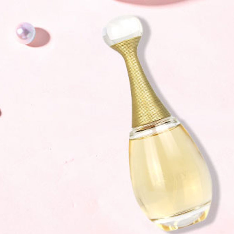 عطور نسائية