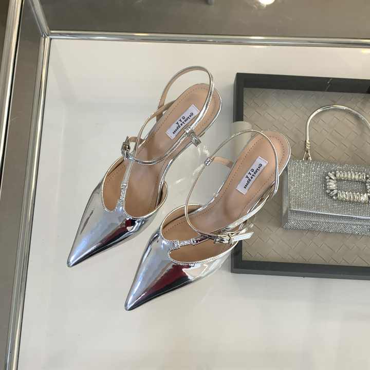 Elegant women's heels