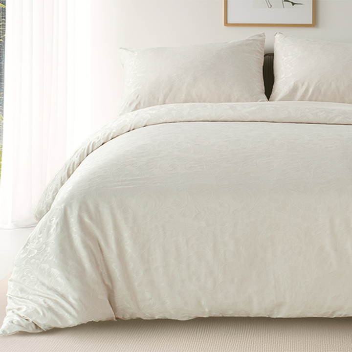 منسوجات منزلية فاخرة مصممة طقم مفارش سرير . Luxury Home Textile Designer Polyester Fabric Bedding