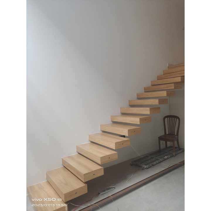 مداس السلم حاجز -stair tread barrier
