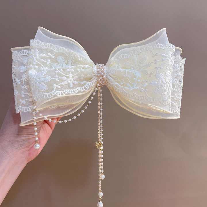 New women's fashion embroidered with lace