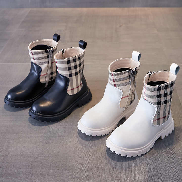 Girls' winter boots
