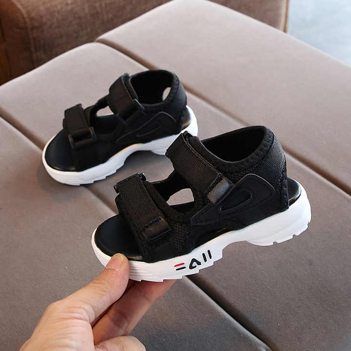 أحذية صيفية جديدة للأولاد كاجوال ناعمة مانعة . New Summer Boys Casual Soft Non